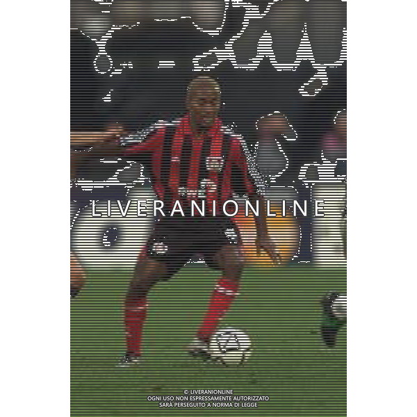 BAYER LEVERKUSEN CALCIO 2002 nella foto ZE ROBERTO CALCIATORE Agenzia aldo liverani sas
