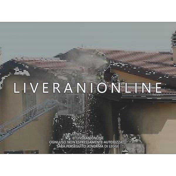 IMOLA 02 04 2021 INCENDIO IN UN APPARTAMENTO IN VIA OLAF PALME BRUCIA UNA CAMERA PROBABILMENTE UN CORTO CIRCUITO SUL POSTO VIGILI DEL FUOCO IMOLA POLIZIA DI STATO FOTO GIANNI SANNA-AG ALDO LIVERANI SAS