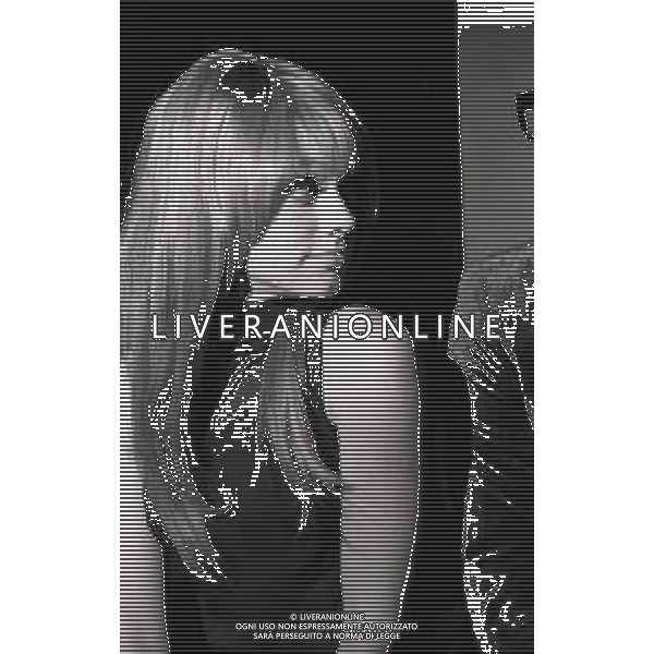 RETROSPETTIVA RITA PAVONE CANTANTE NELLA FOTO RITA PAVONE NELL\'ANNO 1968 AG ALDO LIVERANI SAS