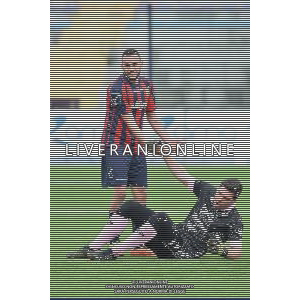 Santangeloi/LMedia - Casertana vs Palermo - Campionato di Calcio Serie C - Lega Pro 2020/2021 03 aprile 2021 - Stadio Alberto Pinto, Caserta, Italia Nella foto: Luigi Cuppone (Casertana) Alberto Pelagotti (Palermo) @Santangeloi/LMedia AG ALDO LIVERANI SAS