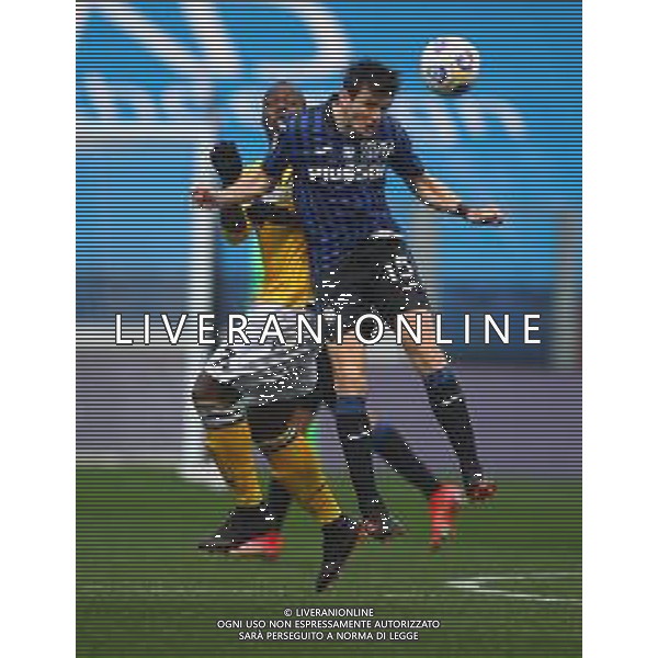 Atalanta-Udinese Campionato di Calcio serie A TIM 2020/2021 29a giornata Bergamo, 3 aprile 2021 Nella foto: Marten de Roon e Stefano Okaka Ph. Soli - Ag. Aldo Liverani