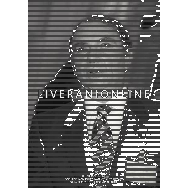 1993 MILANO PREMIAZIONI DELLA LEGA CALCIO ALLE SOCIETA\' DI CALCIO ALLA PRESENZA DEI PRESIDENTI HOTEL GALLIA NELLA FOTO ERNESTO PELLEGRINI AG ALDO LIVERANI SAS