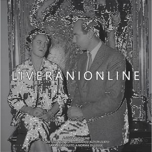 RETROSPETTIVA MARIA PIA DI SAVOLIA -REALI- NELLA FOTO MARIA PIA DI SAVOIA A PRATOLINO NELL\'ANNO 1950 CON ALESSANDRO Karađorđević AG ALDO LIVERANI SAS