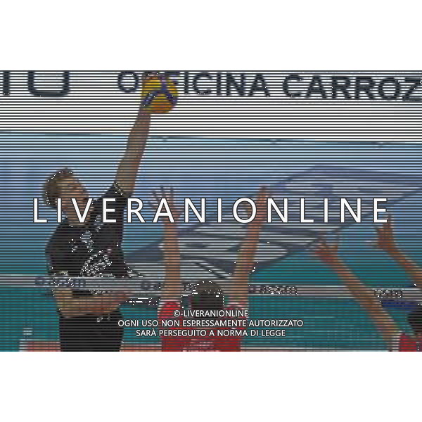 Tommasinio/LMedia - Playoff 5o posto - NBV Verona VS Consar Ravenna - Campionato di Volley Superlega Serie A 2020/2021 04 aprile 2021 - AGSM Forum, Verona, Italia Nella foto: Mads Jensen - NBV Verona in schiacciata. @Tommasinio/LMedia AG ALDO LIVERANI SAS