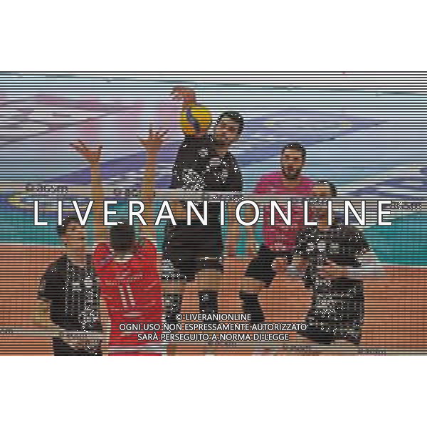 Tommasinio/LMedia - Playoff 5o posto - NBV Verona VS Consar Ravenna - Campionato di Volley Superlega Serie A 2020/2021 04 aprile 2021 - AGSM Forum, Verona, Italia Nella foto: Primo tempo di Jonas Aguenier - NBV Verona @Tommasinio/LMedia AG ALDO LIVERANI SAS