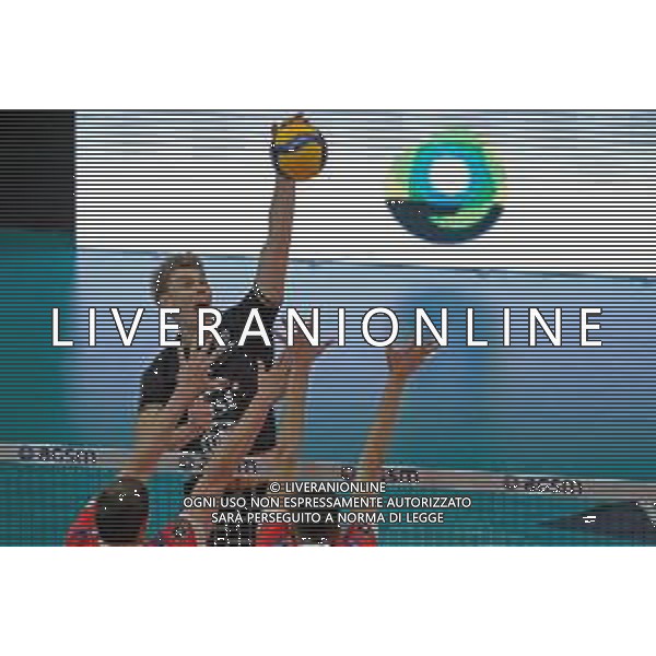 Tommasinio/LMedia - Playoff 5o posto - NBV Verona VS Consar Ravenna - Campionato di Volley Superlega Serie A 2020/2021 04 aprile 2021 - AGSM Forum, Verona, Italia Nella foto: Attacco sulla diagonale di Mads Jensen - NBV Verona @Tommasinio/LMedia AG ALDO LIVERANI SAS