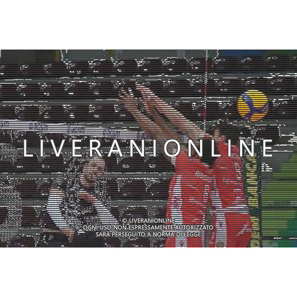 Tommasinio/LMedia - Playoff 5o posto - NBV Verona VS Consar Ravenna - Campionato di Volley Superlega Serie A 2020/2021 04 aprile 2021 - AGSM Forum, Verona, Italia Nella foto: Diagonale di Matey Kaziyski - NBV Verona @Tommasinio/LMedia AG ALDO LIVERANI SAS