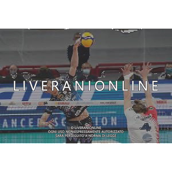 Cerquiglinio/LMedia - Playoff - Semifinali - Sir Safety Conad Perugia vs Vero Volley Monza - Campionato di Volley Superlega Serie A 2020/2021 04 aprile 2021 - Pala Barton, Perugia, Italia Nella foto: muzaj maciej (n.15 sir safety conad perugia) schiaccia @Cerquiglinio/LMedia AG ALDO LIVERANI SAS