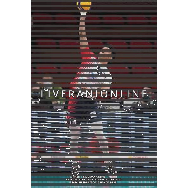 Cerquiglinio/LMedia - Playoff - Semifinali - Sir Safety Conad Perugia vs Vero Volley Monza - Campionato di Volley Superlega Serie A 2020/2021 04 aprile 2021 - Pala Barton, Perugia, Italia Nella foto: ramirez pita daniel alejandro (n.15 schiacciatore vero volley monza) al servizio @Cerquiglinio/LMedia AG ALDO LIVERANI SAS
