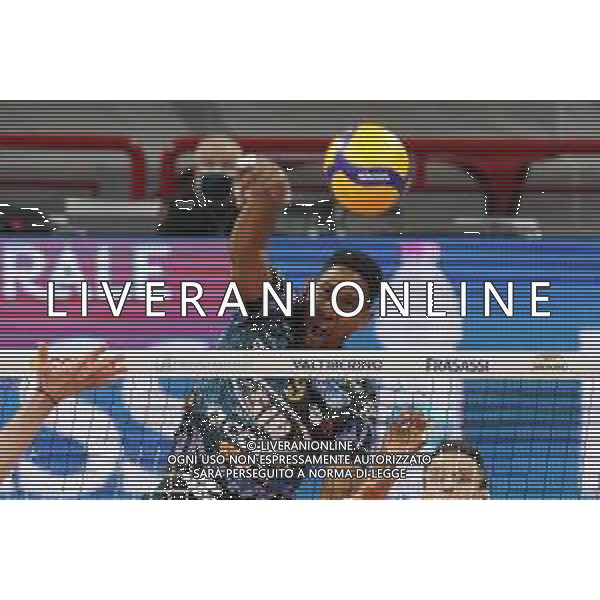 Cerquiglinio/LMedia - Playoff - Semifinali - Sir Safety Conad Perugia vs Vero Volley Monza - Campionato di Volley Superlega Serie A 2020/2021 04 aprile 2021 - Pala Barton, Perugia, Italia Nella foto: wilfredo leon venero (n.9 hitter spiker sir safety conad perugia) schiaccia @Cerquiglinio/LMedia AG ALDO LIVERANI SAS