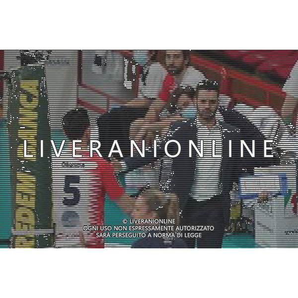 Cerquiglinio/LMedia - Playoff - Semifinali - Sir Safety Conad Perugia vs Vero Volley Monza - Campionato di Volley Superlega Serie A 2020/2021 04 aprile 2021 - Pala Barton, Perugia, Italia Nella foto: eccheli massimo (1° allenatore vero volley monza) @Cerquiglinio/LMedia AG ALDO LIVERANI SAS