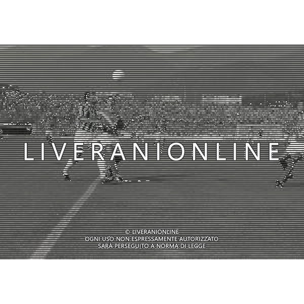 04-09-1994 BRESCIA-CAMPIONATO DI CALCIO SERIE A BRESCIA-JUVENTUS 1-1 NELLA FOTO ANTONIO CONTE E FABIO GALLO AG ALDO LIVERANI SAS