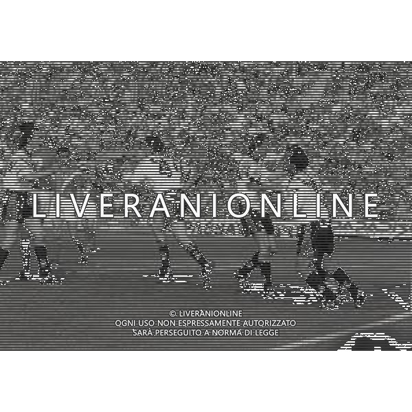 18-04-1993 BRESCIA-CAMPIONATO DI CALCIO SERIE A BRESCIA -INTER 1-3 NELLA FOTO ABBRACCI GIOCATORI INTER DOPO IL GOAL AG ALDO LIVERANI SAS