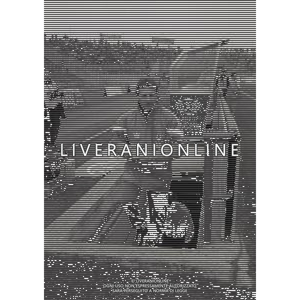 27-11-1994 BRESCIA CAMPIONATO DI CALCIO SERIE A BRESCIA -BARI 1-2 NELLA FOTO GIUSEPPE MATERAZZI ALLENATORE BARI CALCIO AG ALDO LIVERANI SAS