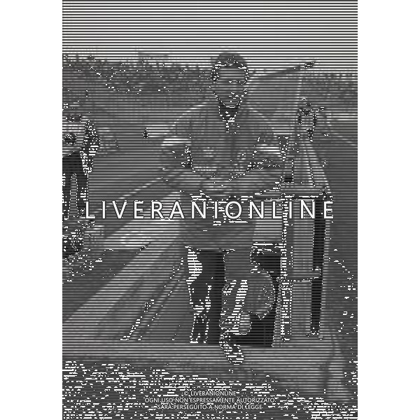 27-11-1994 BRESCIA CAMPIONATO DI CALCIO SERIE A BRESCIA -BARI 1-2 NELLA FOTO GIUSEPPE MATERAZZI ALLENATORE BARI CALCIO AG ALDO LIVERANI SAS