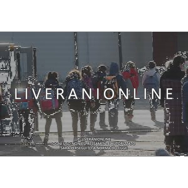 IMOLA 07 04 2021 RITORNO A SCUOLA DEI BAMBINI DELLA SCUOLA MATERNA E GLI STUDENTI DELLE ELEMENTARI DOPO LA CHIUSURA PER IL COVID-19 © SANNA / AGENZIA ALDO LIVERANI SAS
