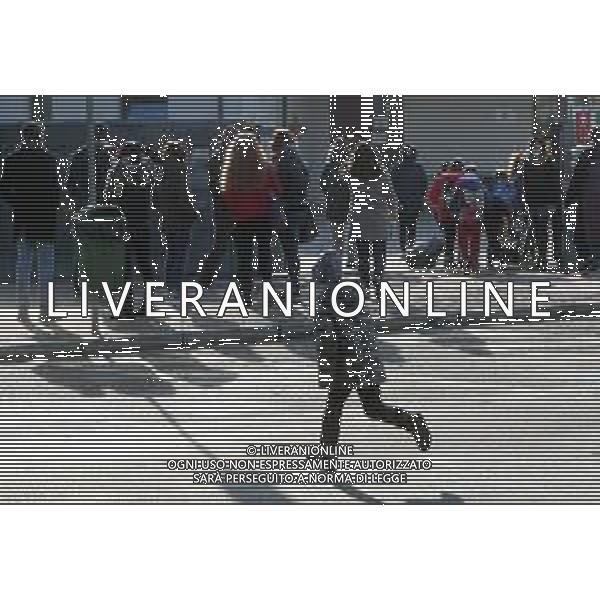 IMOLA 07 04 2021 RITORNO A SCUOLA DEI BAMBINI DELLA SCUOLA MATERNA E GLI STUDENTI DELLE ELEMENTARI DOPO LA CHIUSURA PER IL COVID-19 © SANNA / AGENZIA ALDO LIVERANI SAS
