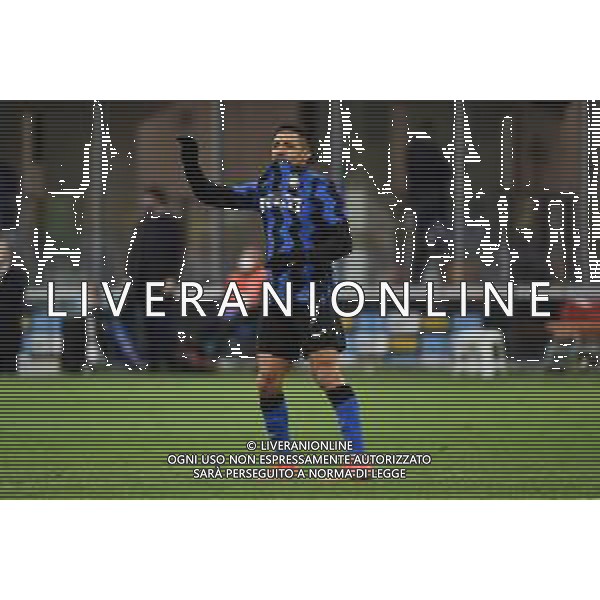 Alexis Sanchez (Inter) chiede scusa dopo aver fallito il gol del 3 a 1 Inter vs Sassuolo Campionato Serie A TIM - recupero 28a giornata Milano 07-04-2021 Stadio Giuseppe Meazza - San Siro foto Roberto Garavaglia/ag. Aldo Liverani sas / AGENZIA ALDO LIVERANI SAS