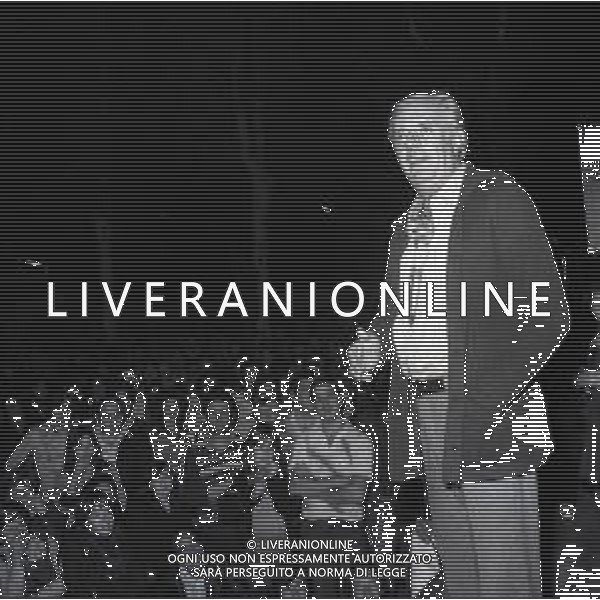 RETROSPETTIVA DAFIO FO ATTORE NELLA FOTO DARIO FO A MILANO SPETTACOLO ALLA FABBRICA FARGAS NELL\'ANNO 1976 AG ALDO LIVERANI SAS