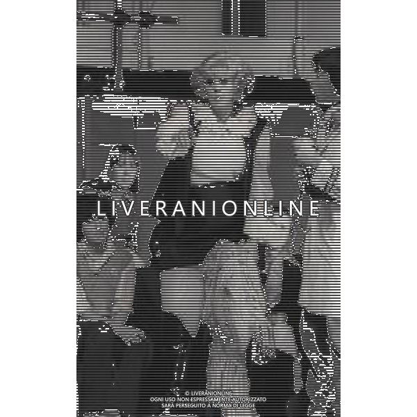 RETROSPETTIVA FRANCA RAME ATTRICE NELLA FOTO FRANCA RAME CON MARCO COLUMBRO IN TELEVISIONE NELL\'ANNO 1979 AG ALDO LIVERANI SAS  