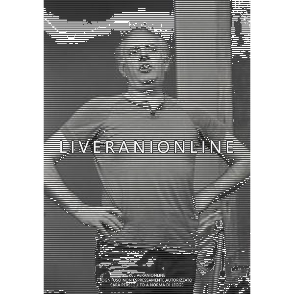 RETROSPETTIVA DAFIO FO ATTORE NELLA FOTO DARIO FO A MILANO NELLA COMMEDIA TEATRALE “ IL MISTERO BUFFO “ NELL\'ANNO 1980 AG ALDO LIVERANI SAS