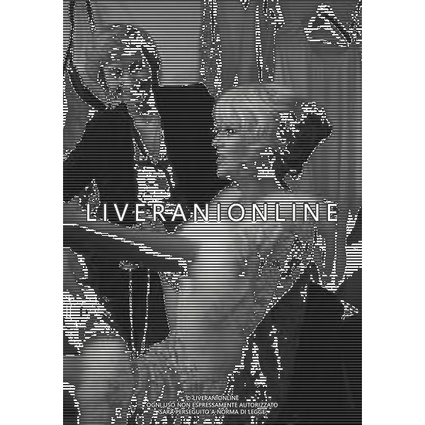 RETROSPETTIVA FRANCA RAME ATTRICE NELLA FOTO FRANCA RAME AL TEATRO ODEON A MILANO NELL\'ANNO 1981 AG ALDO LIVERANI SAS 