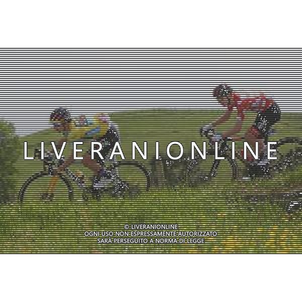 08-04-2021 Itzulia Basque Country; Tappa 04 Vitoria - Hondarribia; 2021, Jumbo - Visma; 2021, Uae - Emirates; Roglic, Primoz; Pogacar, Tadej; ©SIROTTI / AGENZIA ALDO LIVERANI SAS