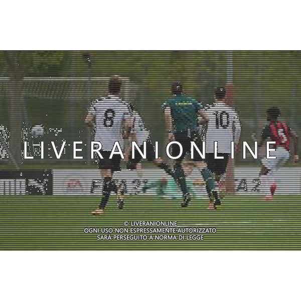 ¬© TVRG Cosimo Da Graca (Juventus) segna il gol dell\'1 a 0 Milan vs Juventus Campionato Primavera 1 TIM - 18a giornata Milano 10-04-2021 centro sportivo Peppino Vismara foto Roberto Garavaglia/ag. Aldo Liverani sas/ AGENZIA ALDO LIVERANI SAS