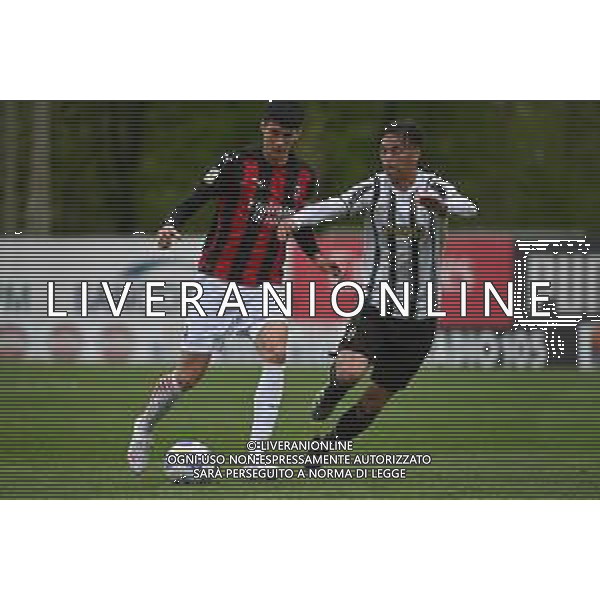 ¬© TVRG Alessio Brambilla (Milan) e Enzo Berrenechea (Juventus) Milan vs Juventus Campionato Primavera 1 TIM - 18a giornata Milano 10-04-2021 centro sportivo Peppino Vismara foto Roberto Garavaglia/ag. Aldo Liverani sas/ AGENZIA ALDO LIVERANI SAS