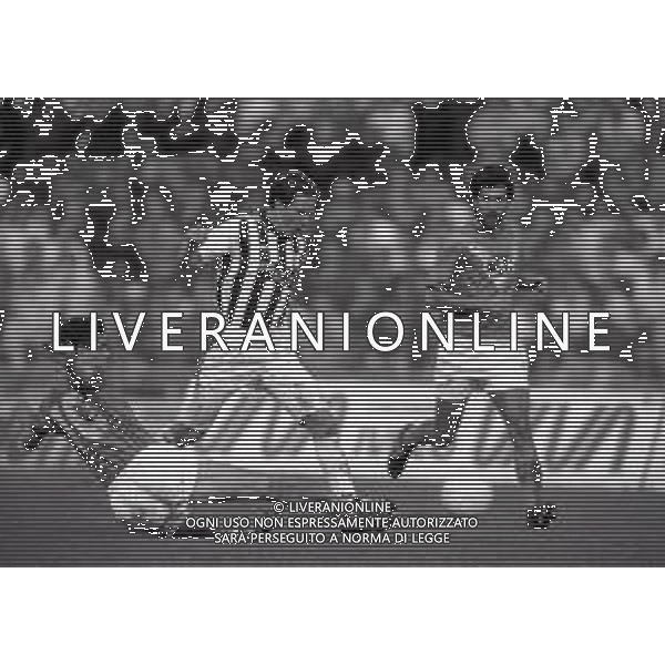 13-10-1991 BRESCIA CAMPIONATO DI CALCIO SERIE B BRESCIA -UDINESE 1-1 NELLA FOTO NESTOR SENSINI E SALVATORE GIUNTA AG ALDO LIVERANI SAS