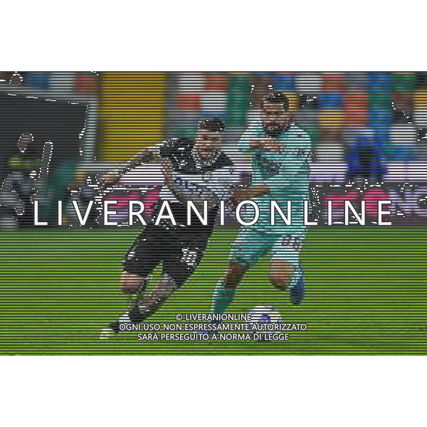 Griffonit/LMedia - Udinese Calcio vs Torino FC - Italian football Serie A match 2020/2021 10 April 2021 - Dacia Arena Friuli stadium, udine, Italy Photo showing: Rodrigo De Paul (Udinese) in action against Tomas Rincon (Torino) @Griffonit/LMedia/ AGENZIA ALDO LIVERANI SAS