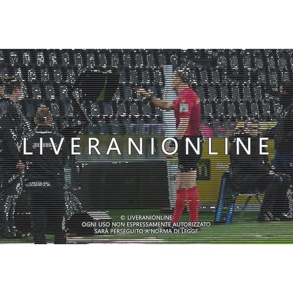 Griffonit/LMedia - Udinese Calcio vs Torino FC - Italian football Serie A match 2020/2021 10 April 2021 - Dacia Arena Friuli stadium, udine, Italy Photo showing: The referee of the match Daniele Doveri at the VAR @Griffonit/LMedia/ AGENZIA ALDO LIVERANI SAS