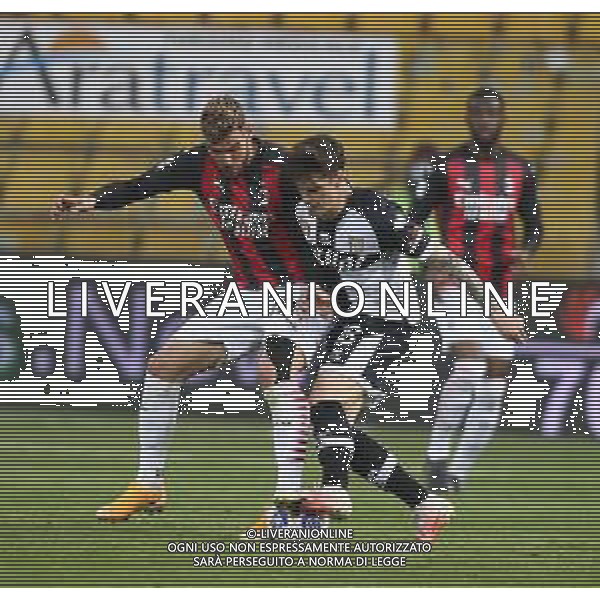 PARMA - MILAN CAMPIONATO CALCIO SERIE A TIM 10.04.2021 NELLA FOTO THEO HERNANDEZ E MAN ©SANTANDREA / AGENZIA ALDO LIVERANI SAS