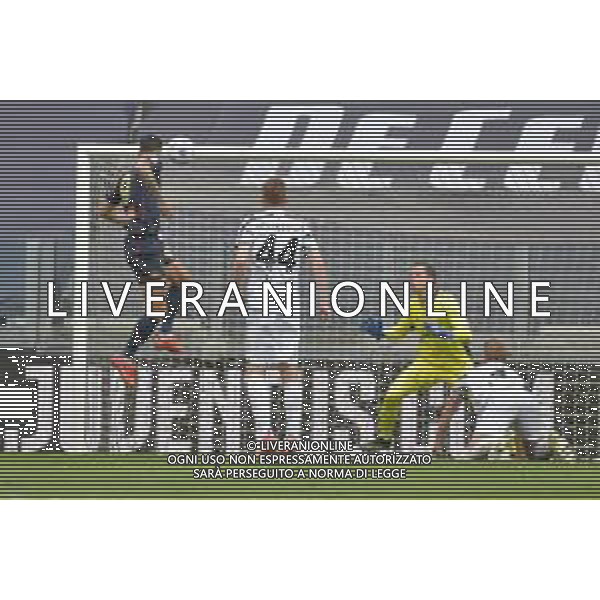 ©Alessandro Falzone/Agenzia Aldo Liverani Torino 11.04.2021 Stadio Allianz Stadium Juventus vs Genoa Serie A Tim 2020-2021 Nella foto : GOL DI GIANLUCA SCAMACCA ©FALZONE / AGENZIA ALDO LIVERANI SAS