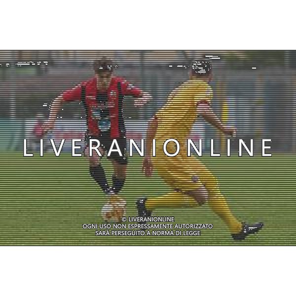 Fagiolinia/LMedia - Lucchese vs Livorno - Campionato di Calcio Serie C - Lega Pro 2020/2021 11 aprile 2021 - Stadio Porta Elisa, Lucca, Italia Nella foto: Giovanni Nannelli (Lucchese) marcato da Edoardo Blondett (Livorno) @Fagiolinia/LMedia/ AGENZIA ALDO LIVERANI SAS