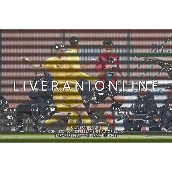 Fagiolinia/LMedia - Lucchese vs Livorno - Campionato di Calcio Serie C - Lega Pro 2020/2021 11 aprile 2021 - Stadio Porta Elisa, Lucca, Italia Nella foto: Flavio Bianchi Jr. (Lucchese) circondato da Andrea Mazzarano (Livorno) e Tino Parisi (Livorno) @Fagiolinia/LMedia/ AGENZIA ALDO LIVERANI SAS