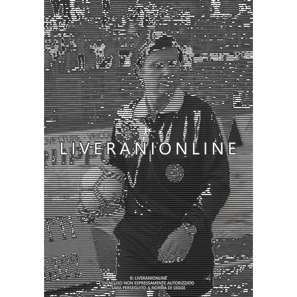 27-01-1991 BRESCIA-CAMPIONATO DI CALCIO SERIE B BRESCIA -AVELLINO 1-0 NELLA FOTO ARBITRO PAOLO FABRICATORE AG ALDO LIVERANI SAS