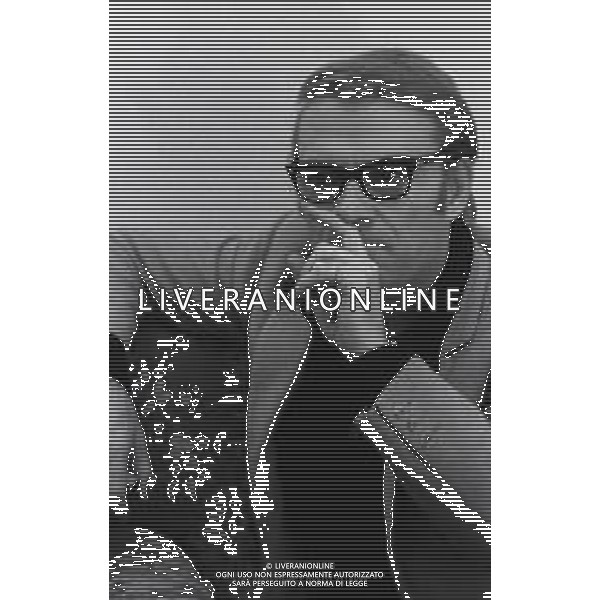 RETROSPETTIVA GIORGIO ALBERTAZZI ATTORE NELLA FOTO GIORGIO ALBERTAZZI NELL\'ANNO 1967 A MILANO AG ALDO LIVERANI SAS   