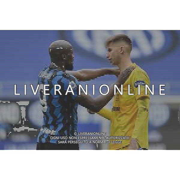 Romelu Lukaku (Inter) e Guglielmo Vicario (Cagliari) Inter vs Cagliari Campionato Serie A TIM - 30a giornata Milano 11-04-2021 Stadio Giuseppe Meazza - San Siro foto Roberto Garavaglia/ag. Aldo Liverani sas