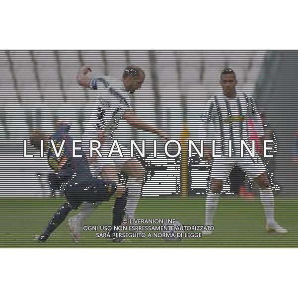 ©Alessandro Falzone/Agenzia Aldo Liverani Torino 11.04.2021 Stadio Allianz Stadium Juventus vs Genoa Serie A Tim 2020-2021 Nella foto : GIORGIO CHIELLINI-NICCOLO\' ROVELLA