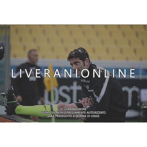 PARMA - MILAN CAMPIONATO CALCIO SERIE A TIM 10.04.2021 NELLA FOTO L\'ARBITRO FABIO MARESCA DURANTE IL RISCALDAMENTO NEL PREPARTITA ©SANTANDREA / AGENZIA ALDO LIVERANI SAS