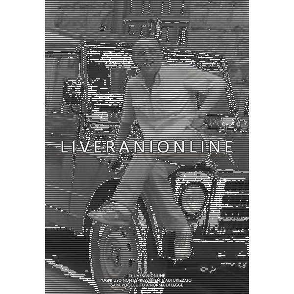 RETROSPETTIVA CARLO DELLE PIANE ATTORE NELLA FOTO CARLO DELLE PIANE A PORRETTA TERME NEL FILM“UNA GITA SCOLASTICA“ NELL\'ANNO 1983 AG ALDO LIVERANI SAS