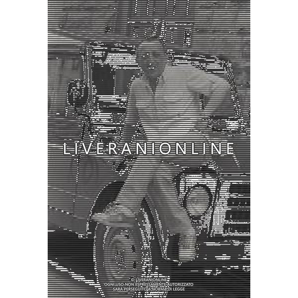 RETROSPETTIVA CARLO DELLE PIANE ATTORE NELLA FOTO CARLO DELLE PIANE A PORRETTA TERME NEL FILM“UNA GITA SCOLASTICA“ NELL\'ANNO 1983 AG ALDO LIVERANI SAS