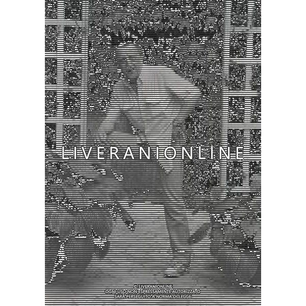 RETROSPETTIVA CARLO DELLE PIANE ATTORE NELLA FOTO CARLO DELLE PIANE A PORRETTA TERME NEL FILM“UNA GITA SCOLASTICA“ NELL\'ANNO 1983 AG ALDO LIVERANI SAS