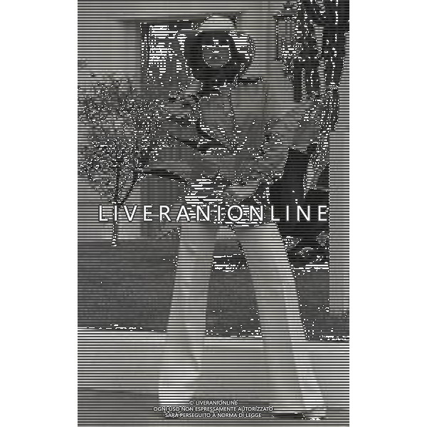 RETROSPETTIVA SYDNE ROME ATTRICE NELLA FOTO SYDNE ROME A CANNES NELL\'ANNO 1973 AG ALDO LIVERANI SAS