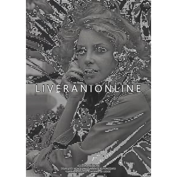 RETROSPETTIVA SYDNE ROME ATTRICE NELLA FOTO SYDNE ROME A CANNES NELL\'ANNO 1973 AG ALDO LIVERANI SAS