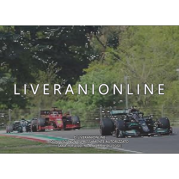 IMOLA AUTODROMO ENZO E DINO FERRARI VENERDI PROVE LIBERE NELLA FOTO LEWIS HAMILTON MERCEDES,CHARLES LECLERC FERRARI, VALTTERI BOTTAS ©SANNA / AGENZIA ALDO LIVERANI SAS - 16.04.2021. Formula 1 World Championship, Rd 2, Emilia Romagna Grand Prix, Imola, Italia, Prove Libere