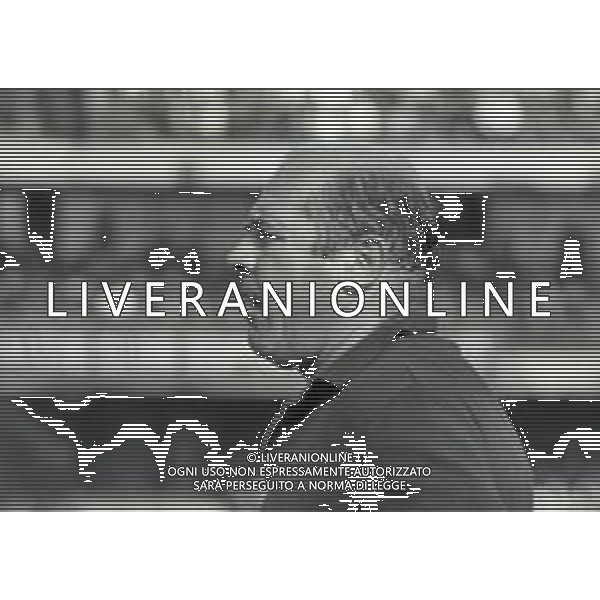 RETROSPETTIVA LAURO TONEATTO ALLENATORE CALCIO NELLA FOTO LAURO TONEATTO ALLENATORE PISTOIESE NELL\'ANNO 1981-1982 AG ALDO LIVERANI SAS