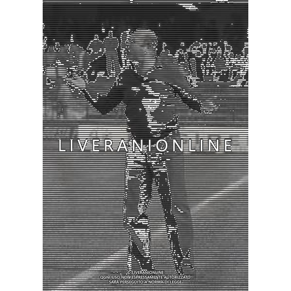 RETROSPETTIVA LAURO TONEATTO ALLENATORE CALCIO NELLA FOTO LAURO TONEATTO ALLENATORE PISTOIESE NELL\'ANNO 1981-1982 AG ALDO LIVERANI SAS