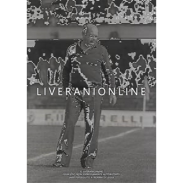 RETROSPETTIVA LAURO TONEATTO ALLENATORE CALCIO NELLA FOTO LAURO TONEATTO ALLENATORE PISTOIESE NELL\'ANNO 1981-1982 AG ALDO LIVERANI SAS